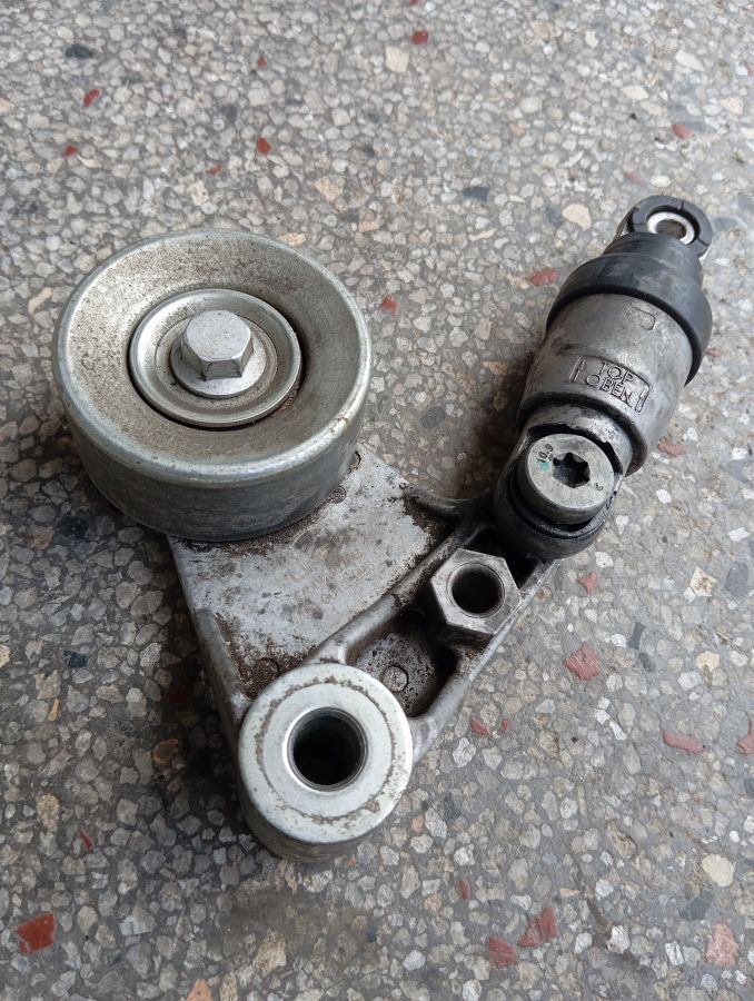 BELT TENSIONER IMG 1