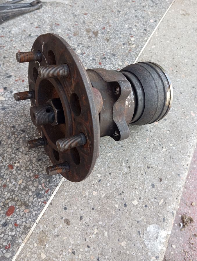 COMPLETE HUB 4WD E25 IMG 3