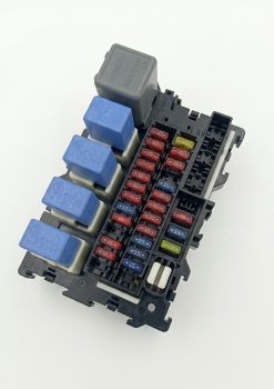 fusebox front e25 d