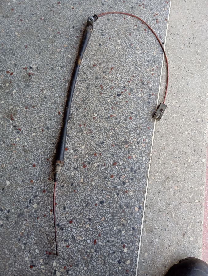 HANDBRAKE REAR CABLE E24 IMG 1