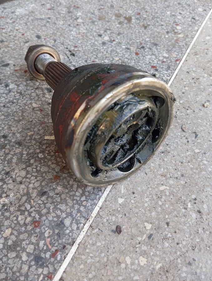 SHAFT 4WD E25 IMG 1