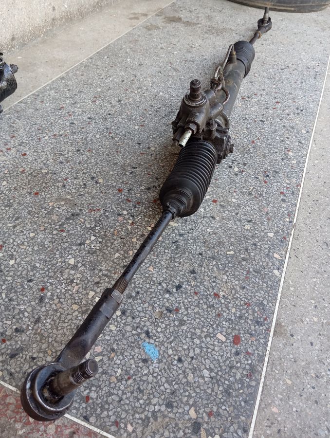 STEERING RACK COMPLETE E24 IMG 1
