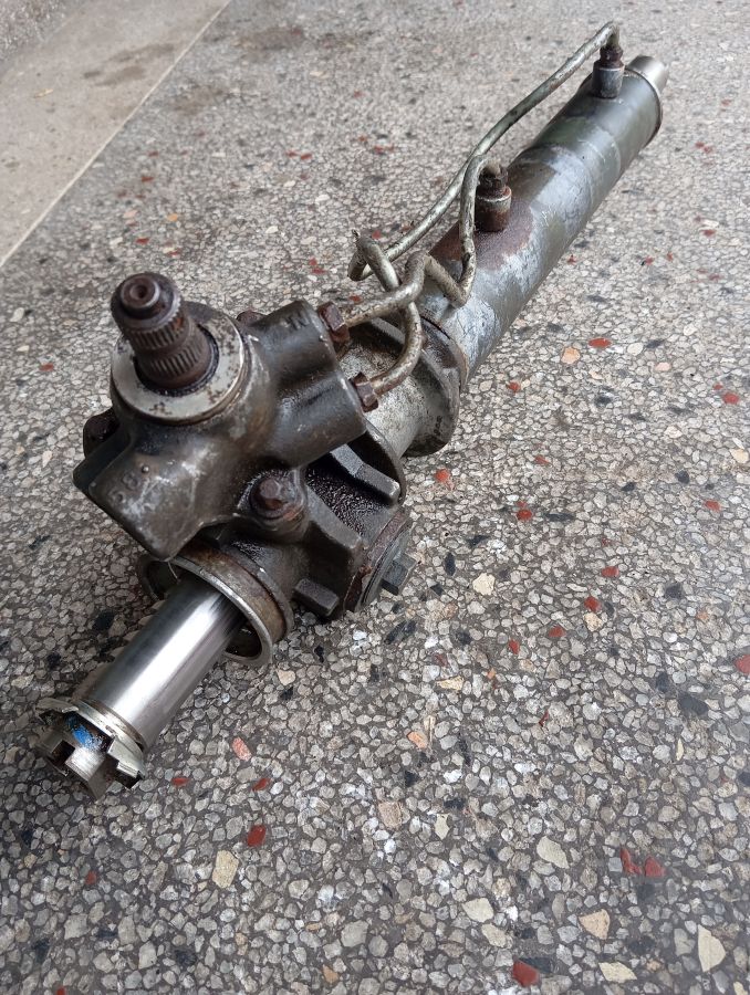 STEERING RACK NUSU E24 IMG 1