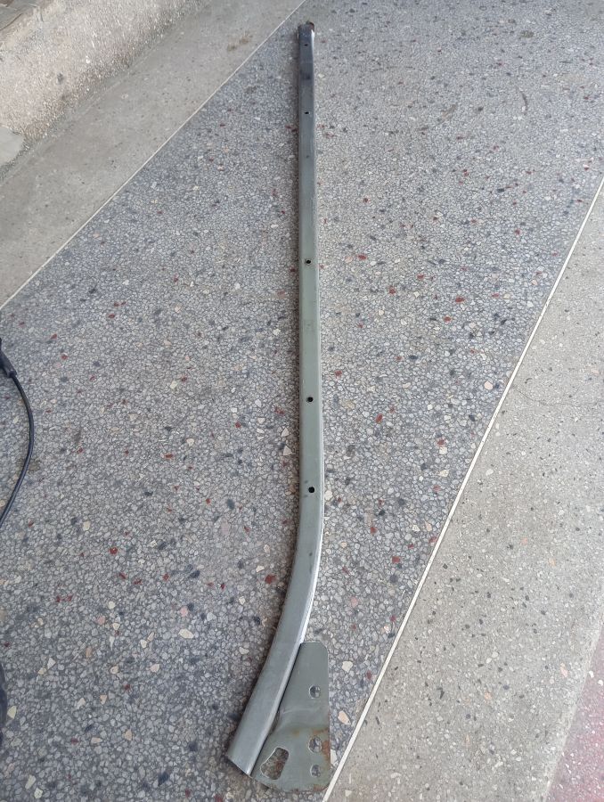 SLIDING DOOR GUIDE RAIL UPPER LH, RELI YA SLIDING KUSHOTO YA JUU, NISSAN CARAVAN E24 TD27 QD32 UPPER DOOR RAIL IMG 2