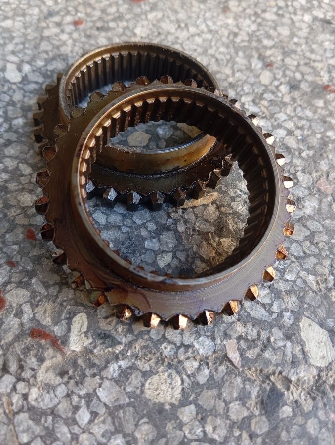5TH GEAR CONE BEARING TD27 Img 1
