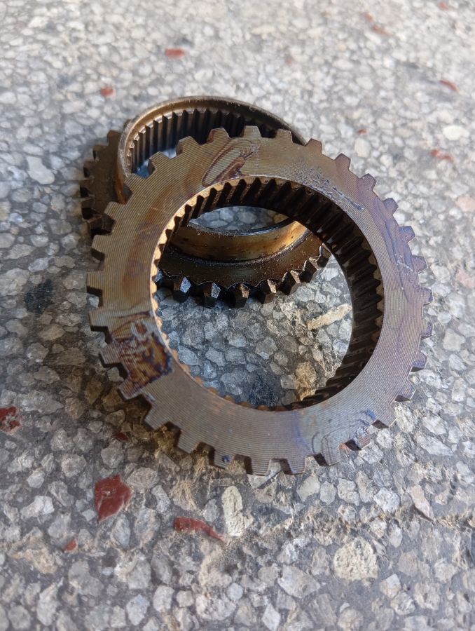 5TH GEAR CONE BEARING TD27 Img 2
